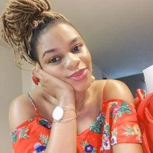 Meet your Posher, Adewole